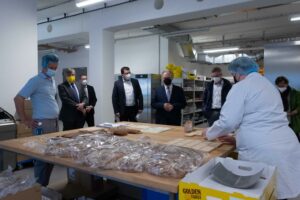 Die Großbäckerei beschäftigt 420 Mitarbeiter.